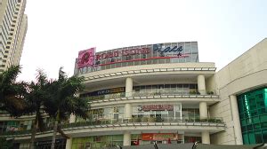 how to commute to robinsons manila|Monumento LRT to Robinsons Place Manila .